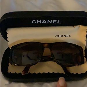 CHANEL SUNGLASSES TORTOISE WITH